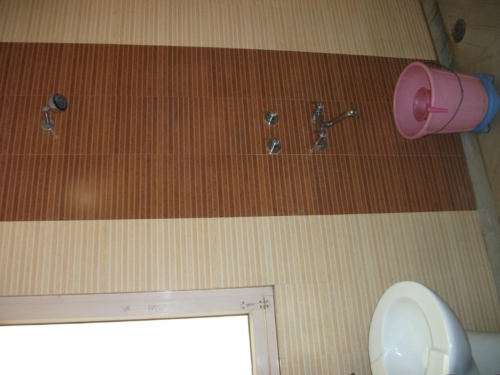 Shalimar Hotel Nova Deli Quarto foto